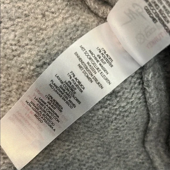 Nasty Gal boyfriend Gray Button-Up Cardigan - Picture 4 of 8